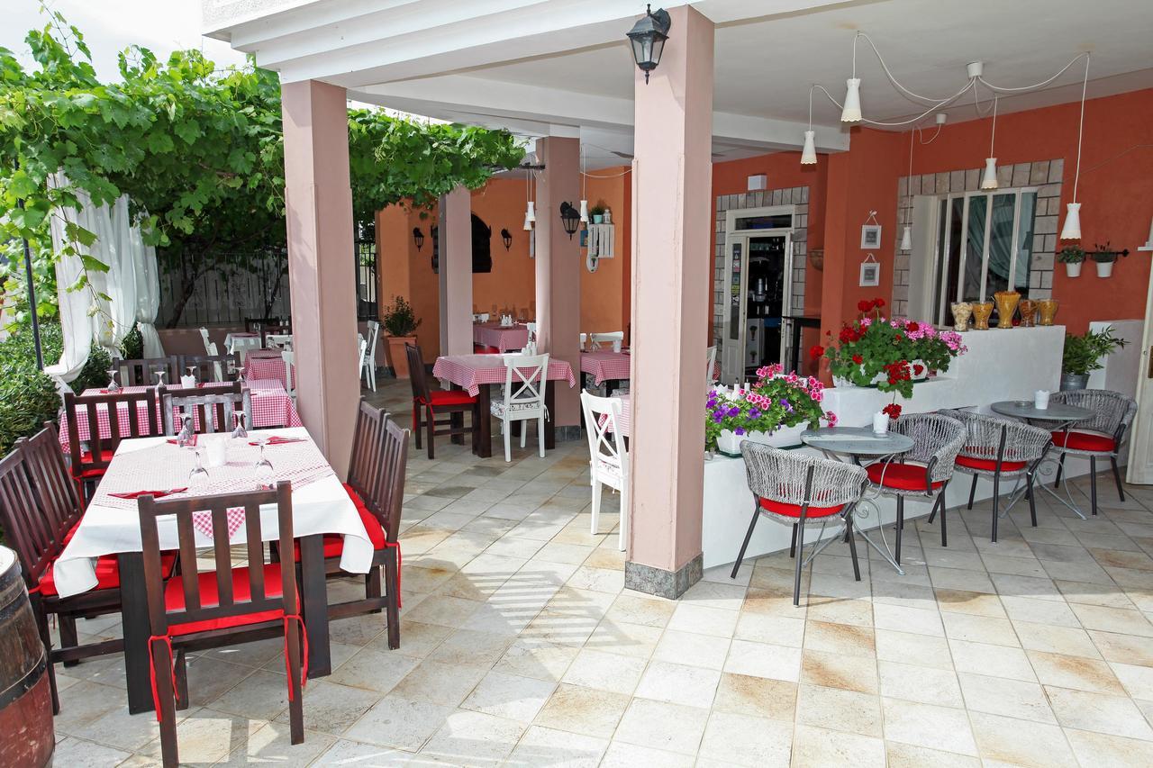 פג Rooms Villa Padre מראה חיצוני תמונה